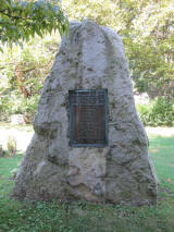 Monument1